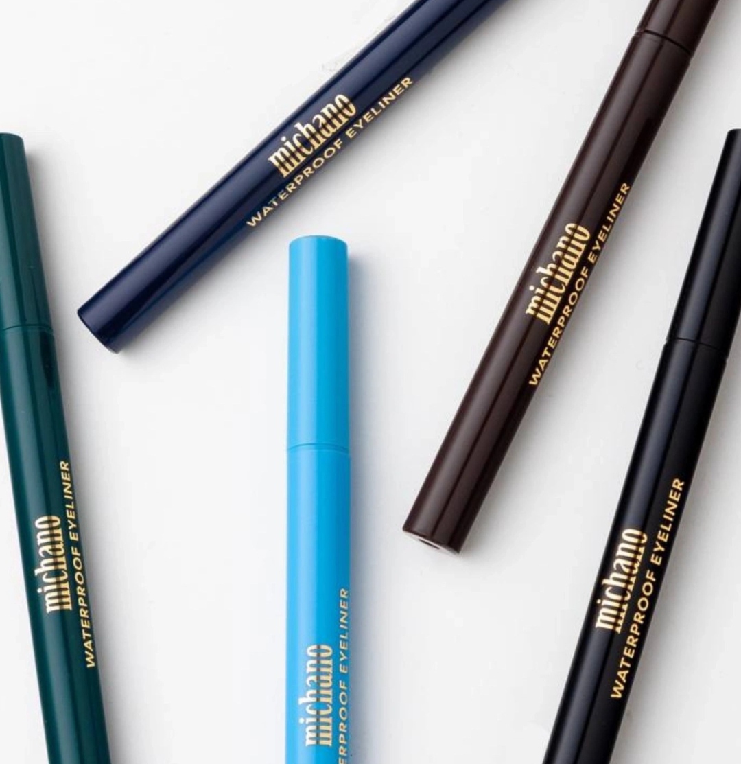 خط چشم رنگی ماژیکی میچانو