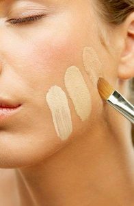 تفاوت کوشن و کرم پودر؛ کدام بهتر است و چرا؟